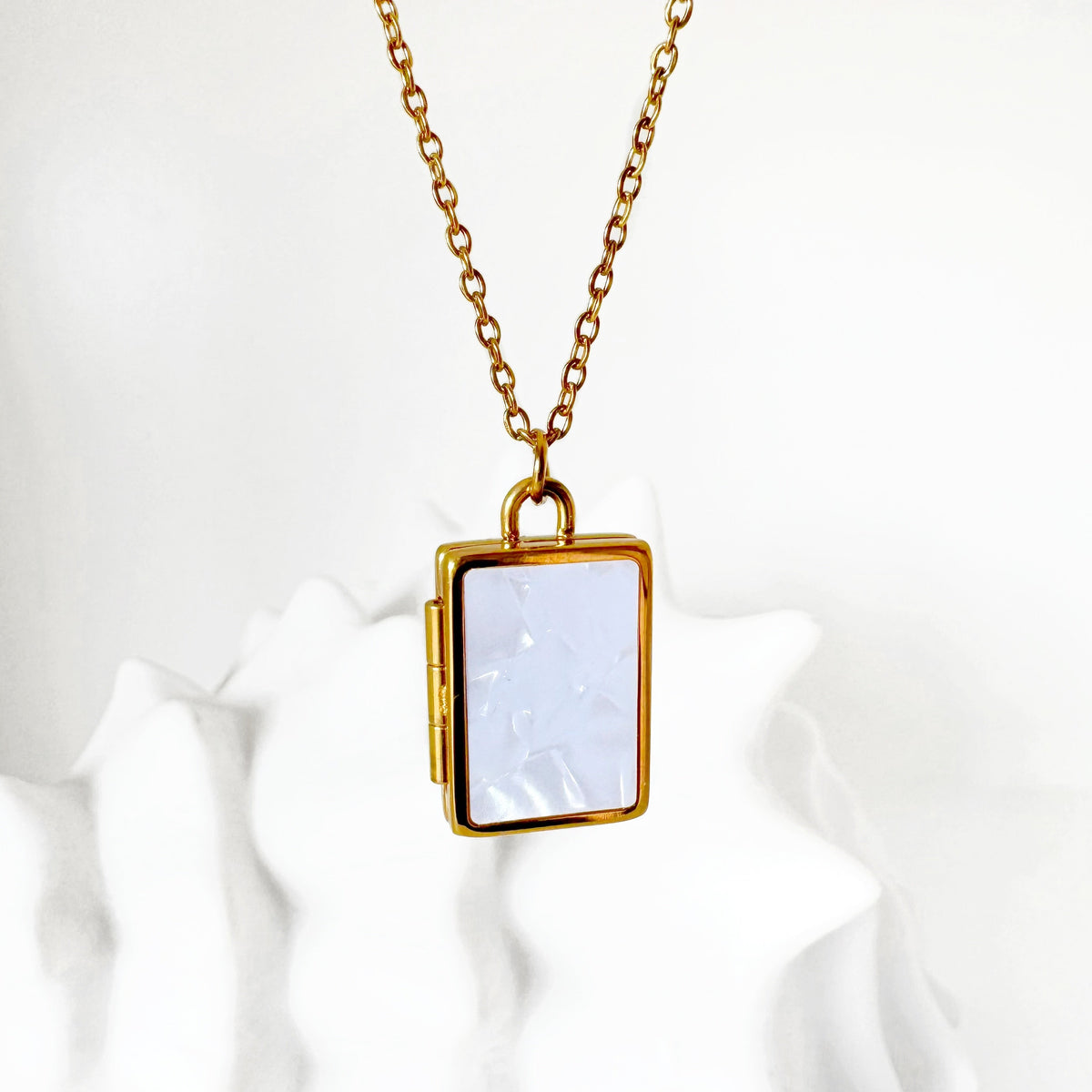 Collar Mémoire