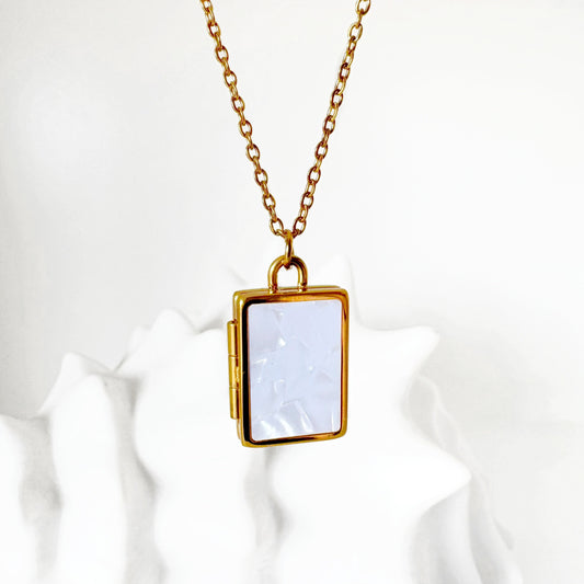 Collar Mémoire