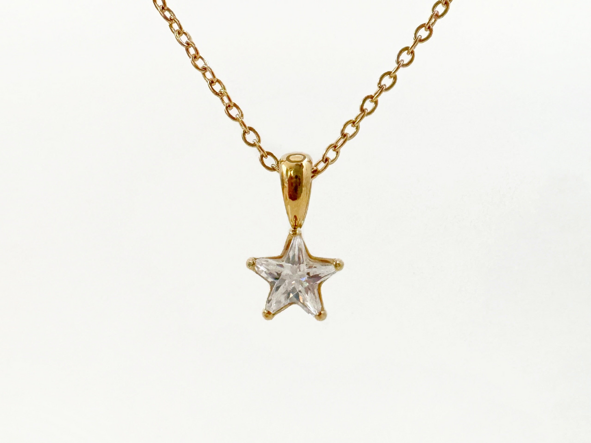 Collar Estela