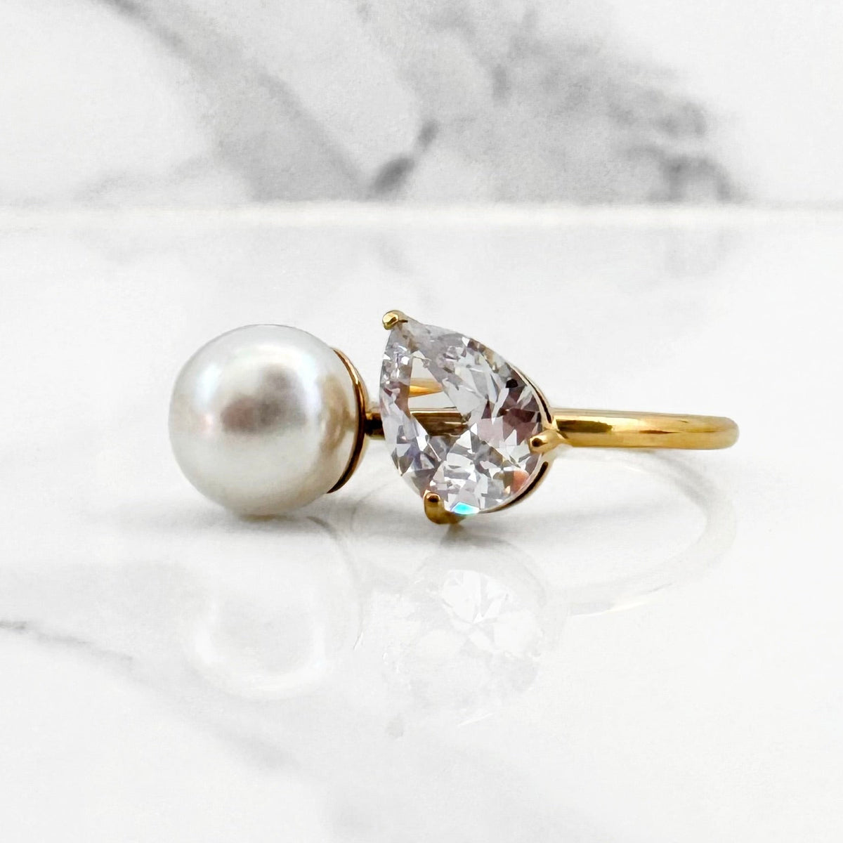 Anillo Ariana