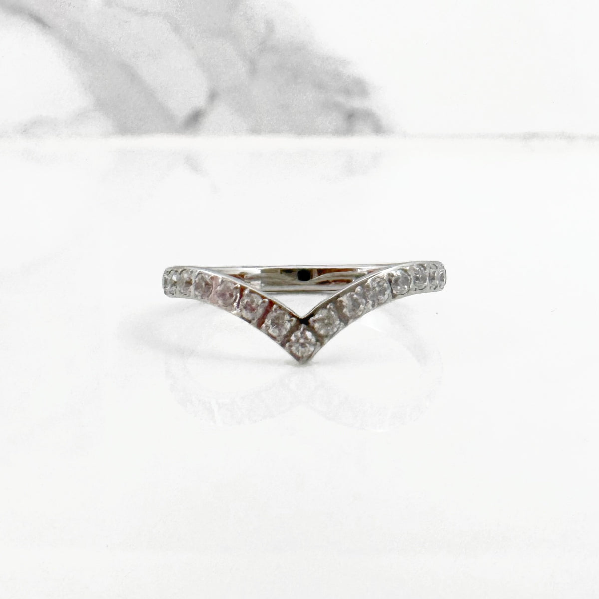Anillo Scarlet