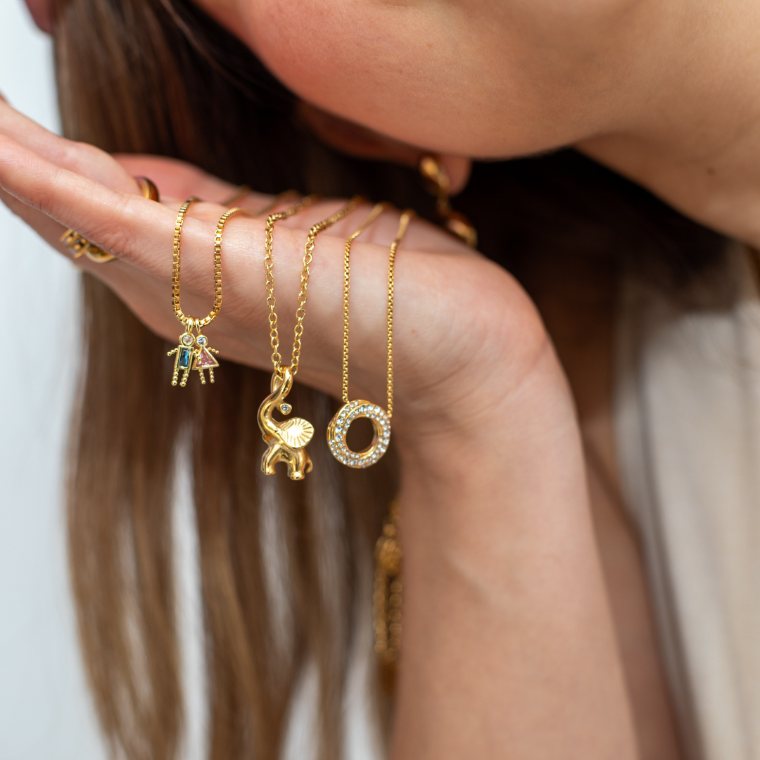 Collar Alba