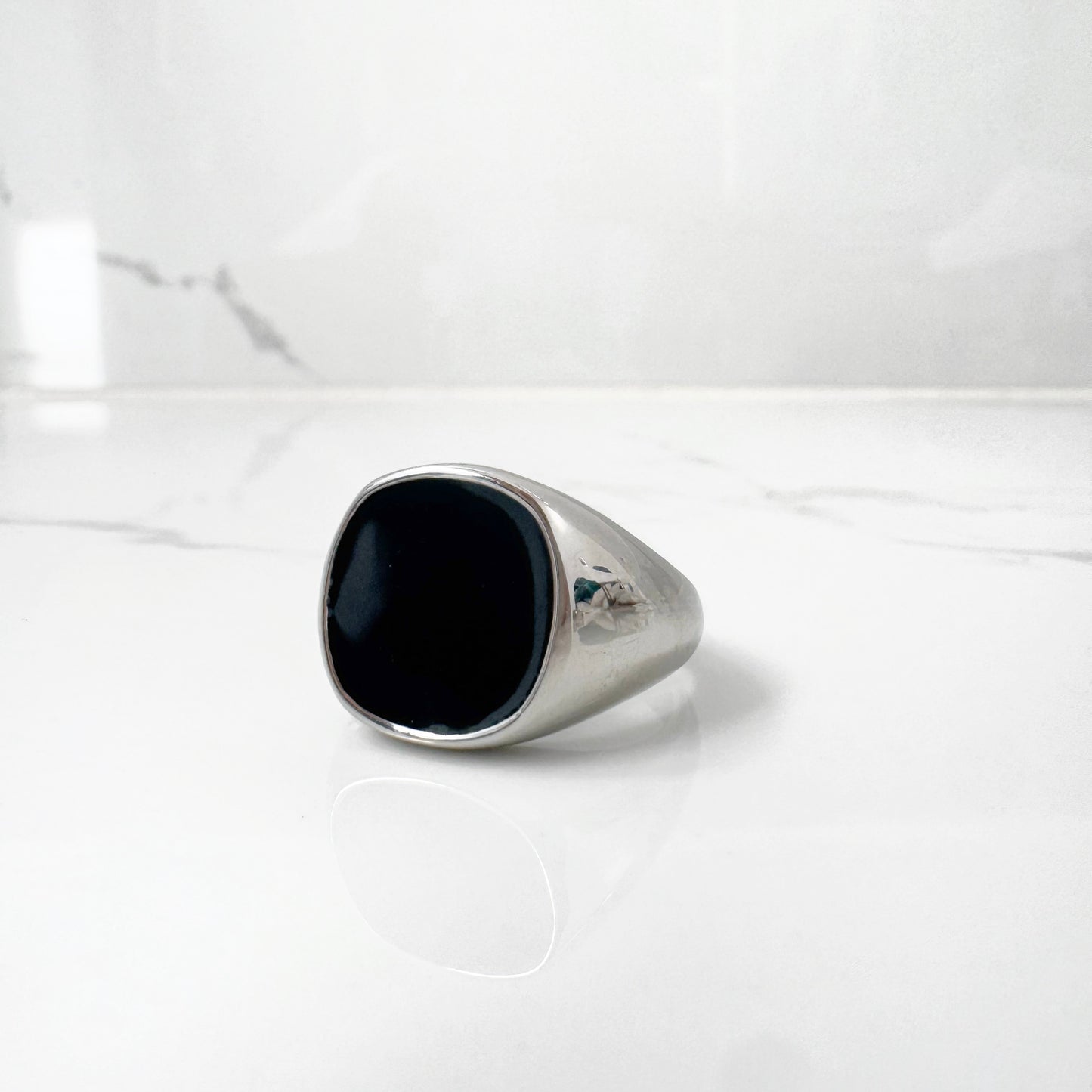 Anillo Ébano