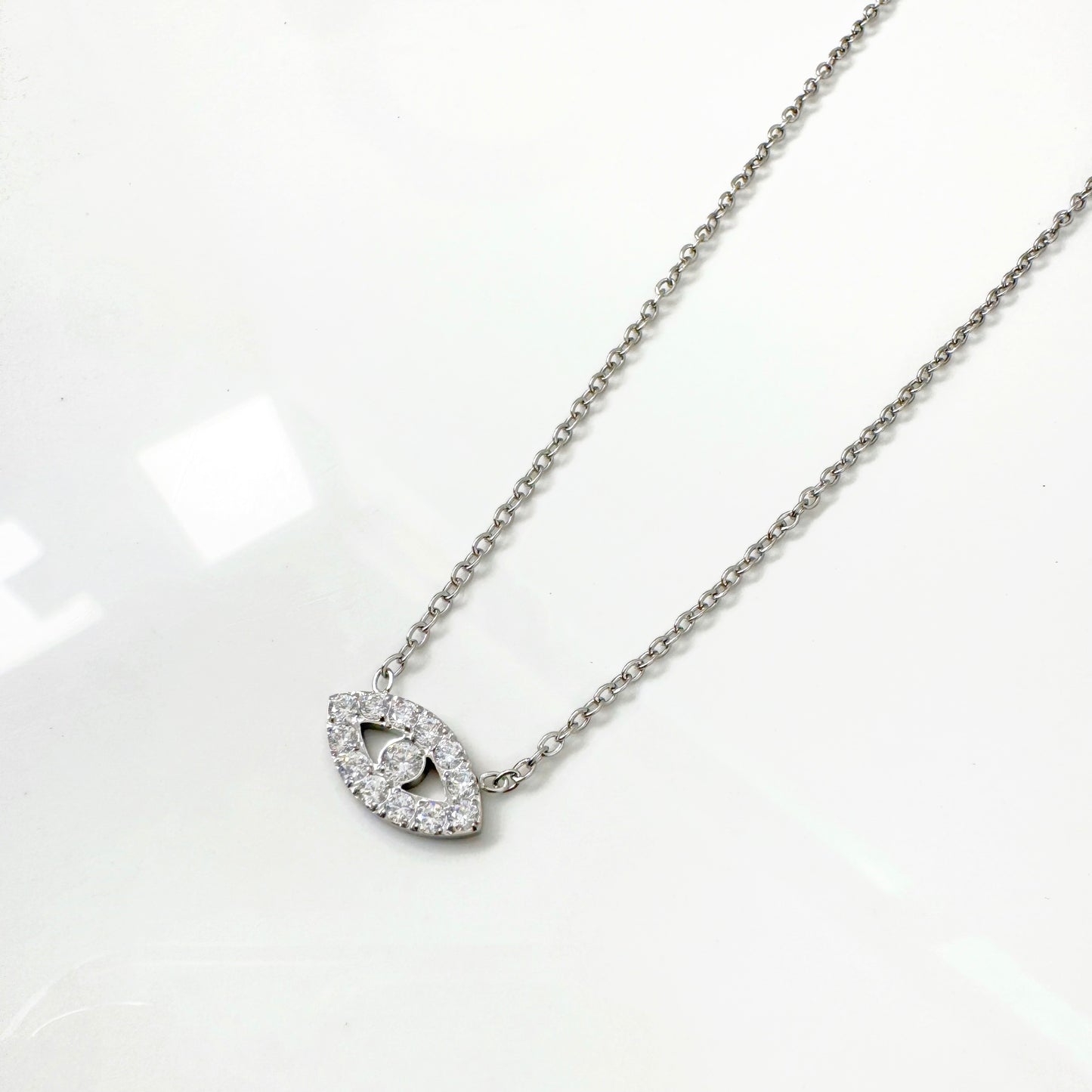 Collar Ojo Turco